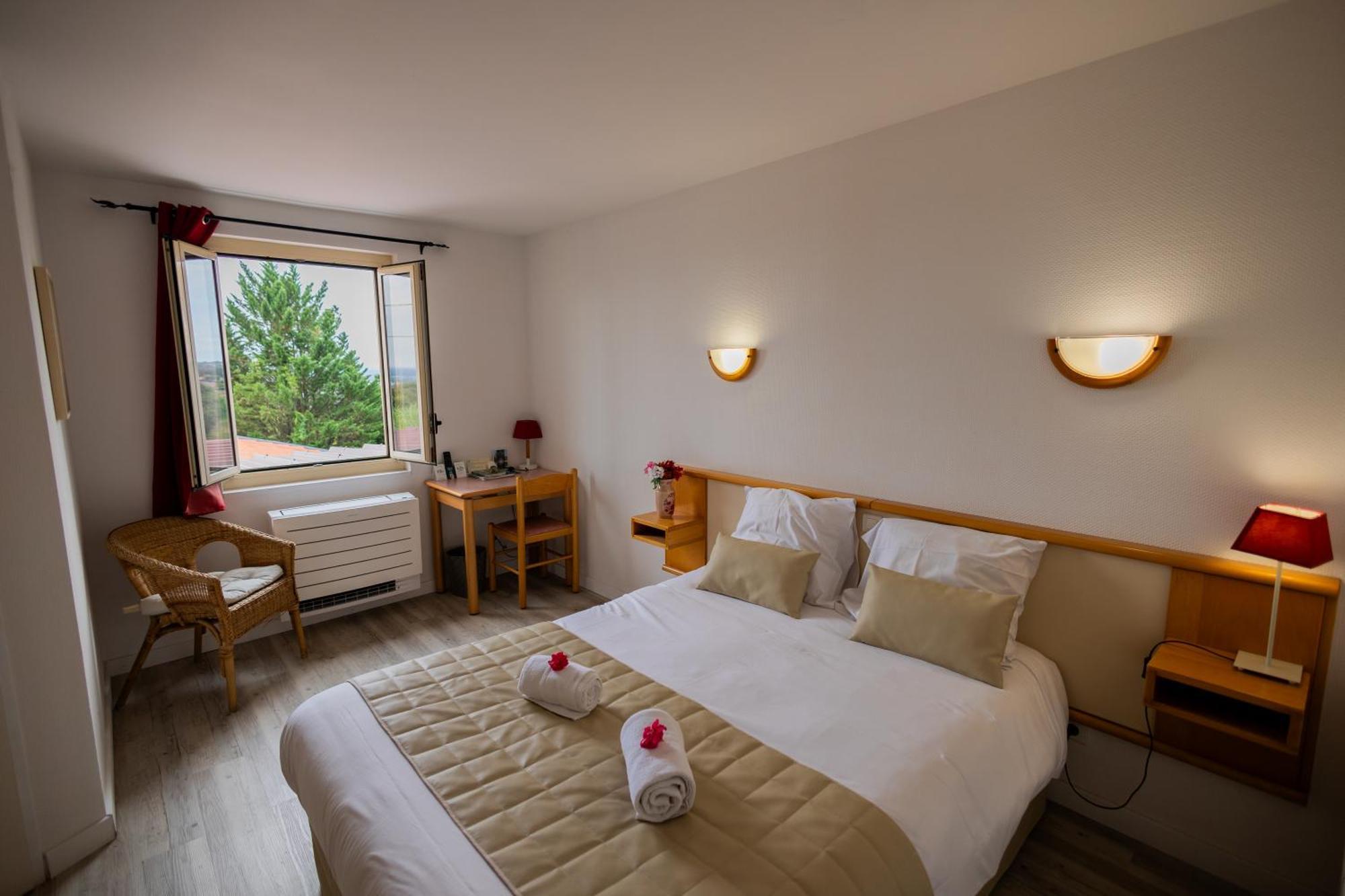 Logis Des Cretes De Pignols Hotel Moissac Exterior foto